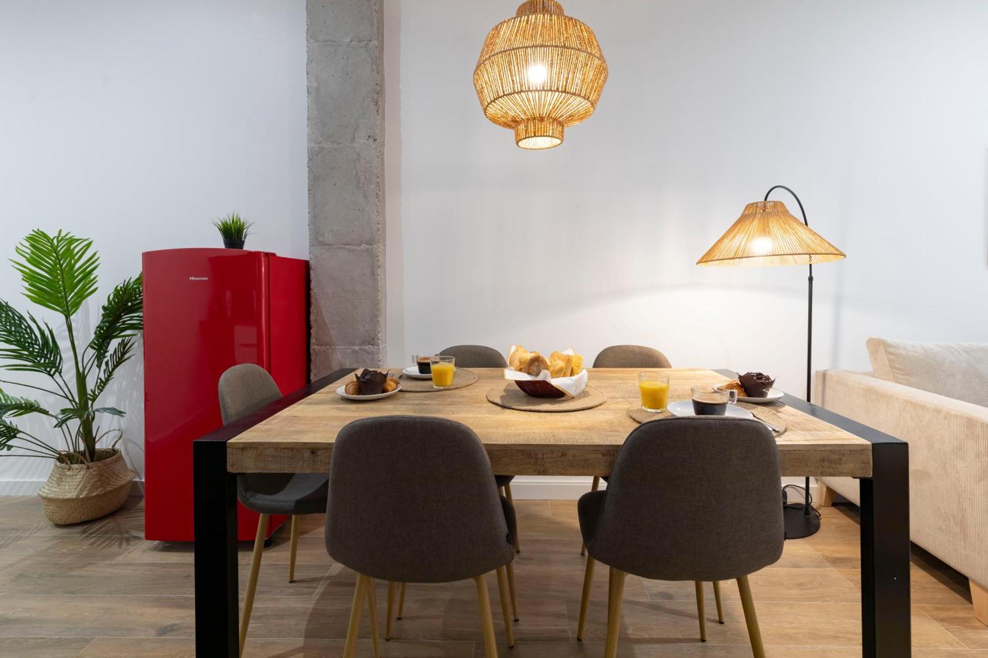 Travel Habitat Mediterranean Suites Valenza Esterno foto