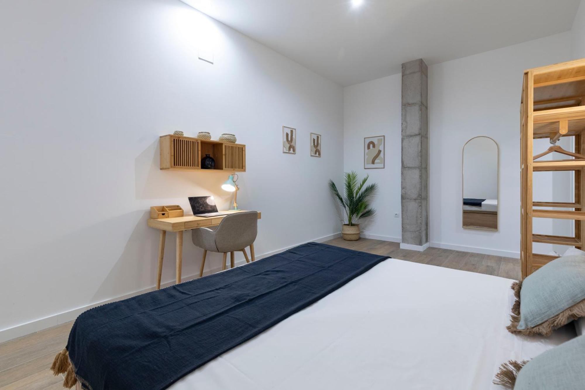 Travel Habitat Mediterranean Suites Valenza Esterno foto