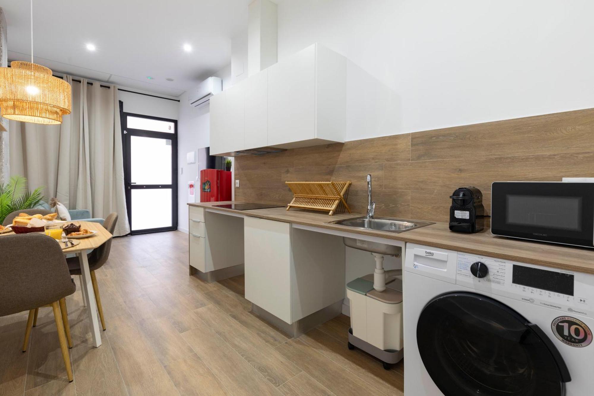 Travel Habitat Mediterranean Suites Valenza Esterno foto